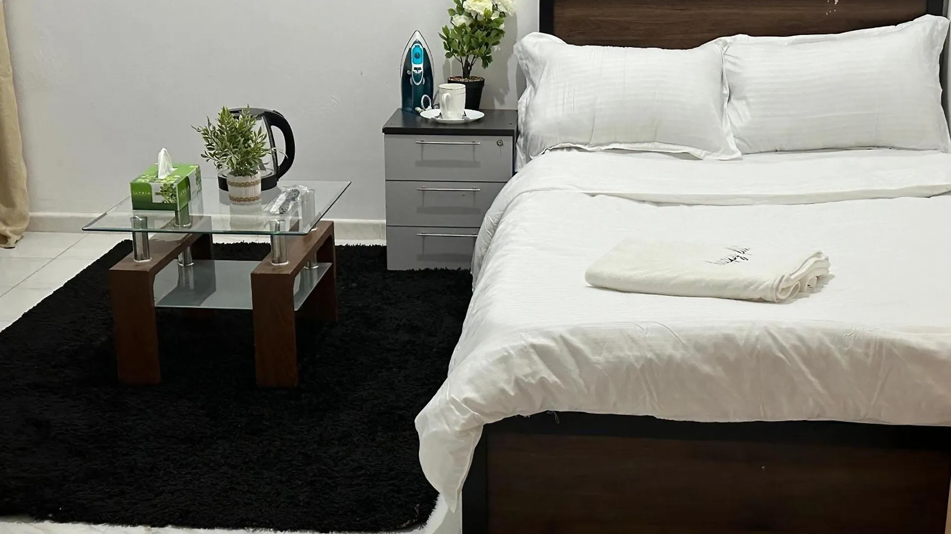 Luxury Stay Abu Dhabi Hostel